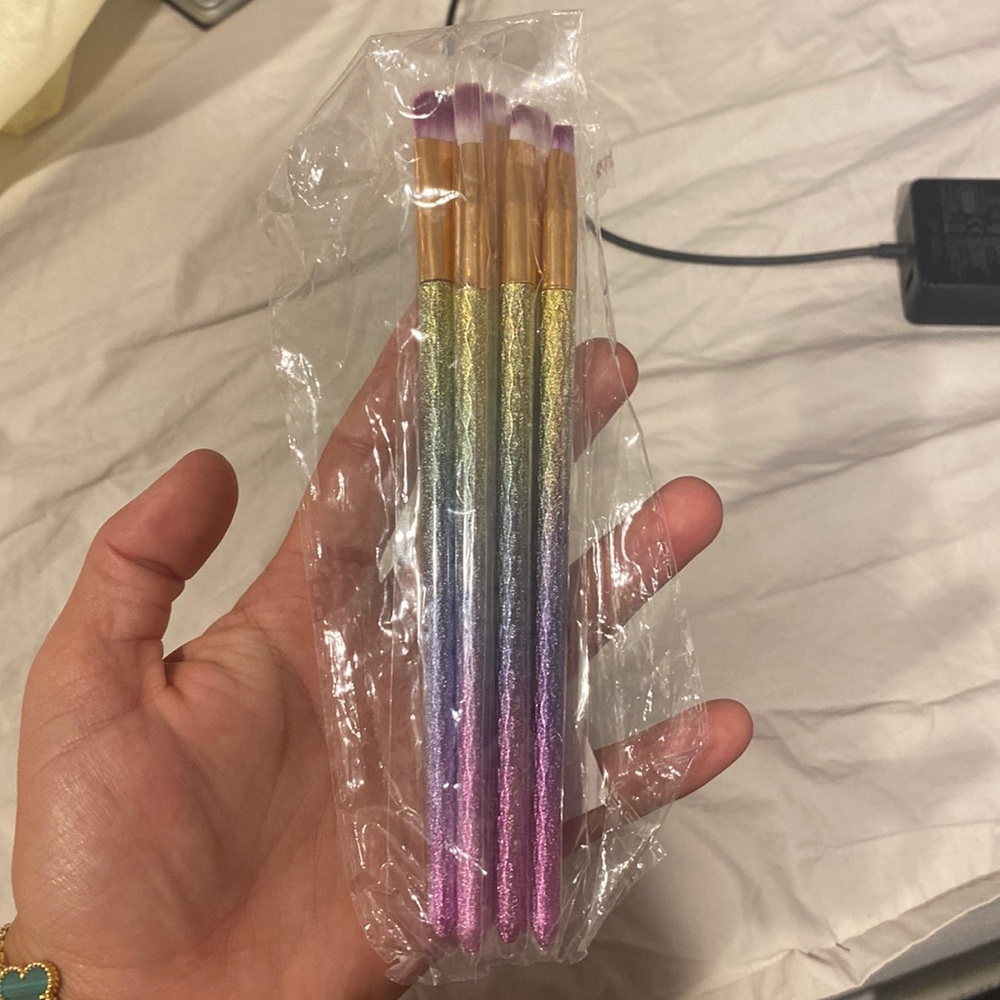 Unicorn make up brush